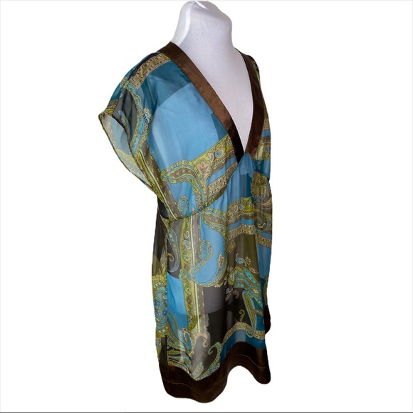 Breakin Loose 10 Sheer Short Sleeve Top - Picture 2 of 8